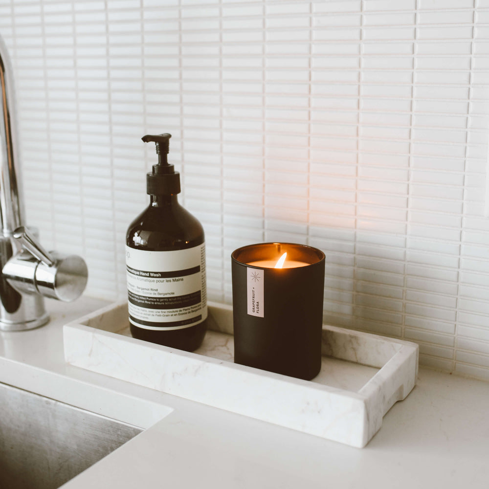 Grapefruit + Flora Matte Black Tumbler Soy Candle - Calyan Wax Co.