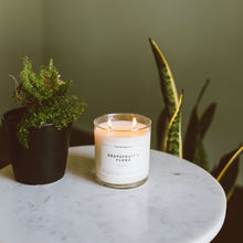 Load image into Gallery viewer, Grapefruit + Flora Glass Tumbler Soy Candle